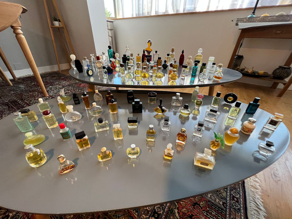 collection miniatures de parfums 