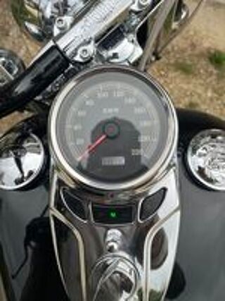 HARLEY-DAVIDSON 2011 occasion 26740 La Coucourde