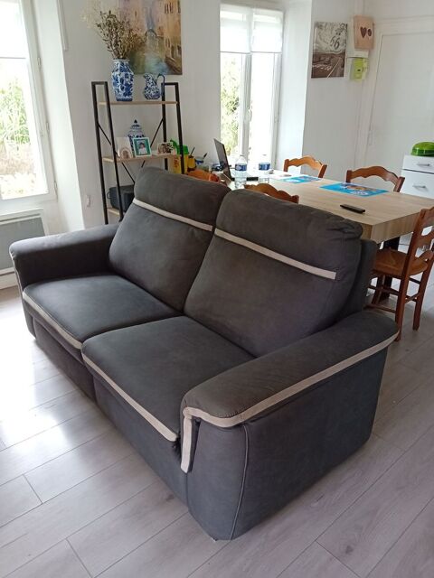 Canap lectrique 3 places, 400 Saint-Maximin-la-Sainte-Baume (83)