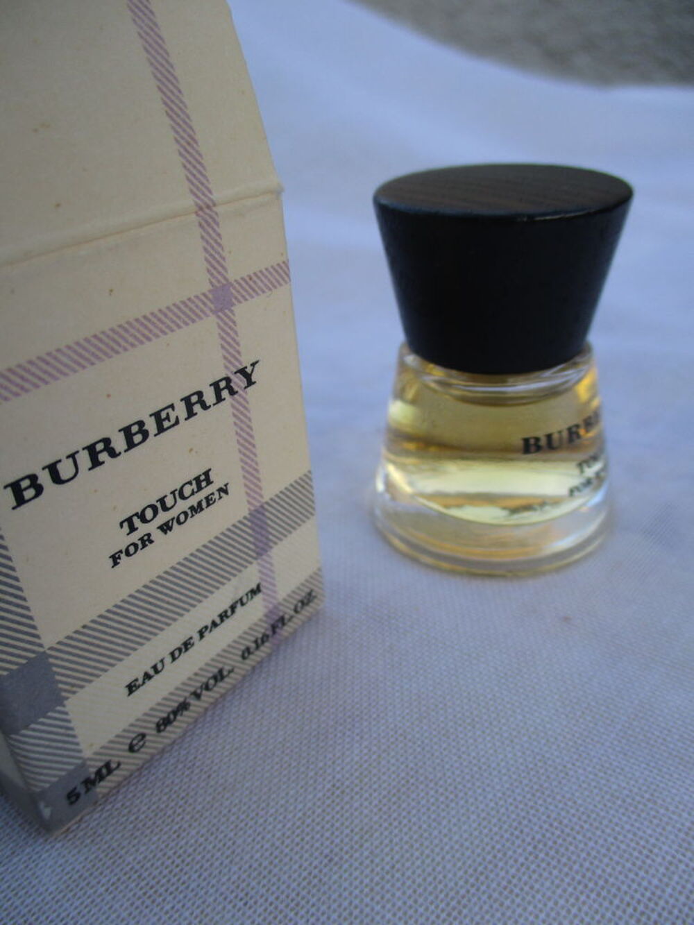 Miniature d'Eau de Parfum "Burberry Touch For Women" - Neuve 