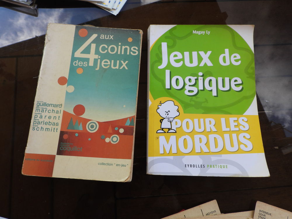 Jeux et animation, classes et centres de vacances Livres et BD