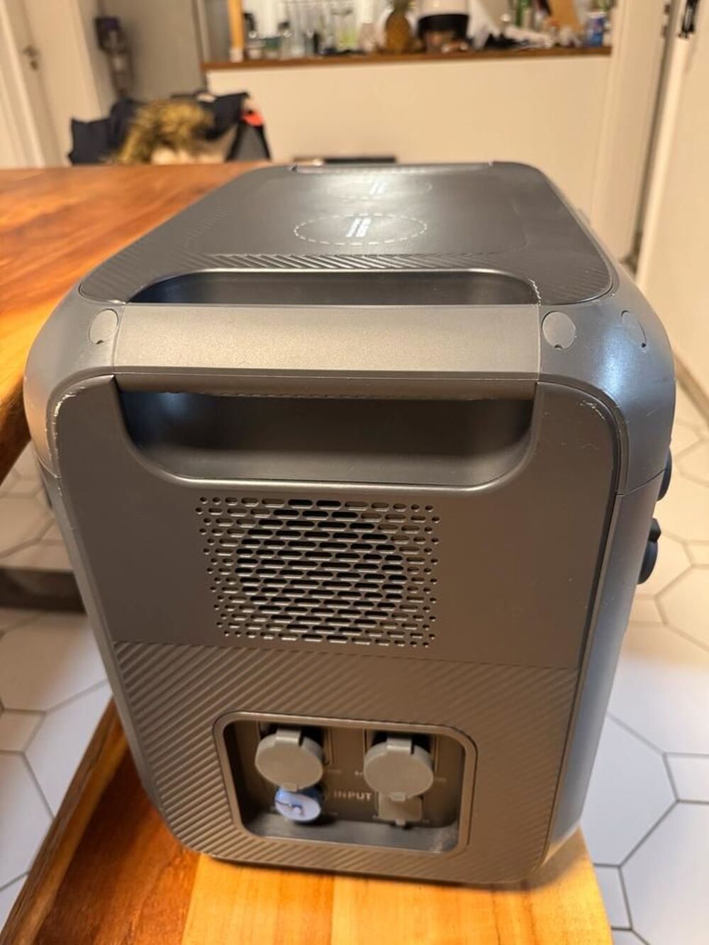 Bluetti Ac200Max Sports