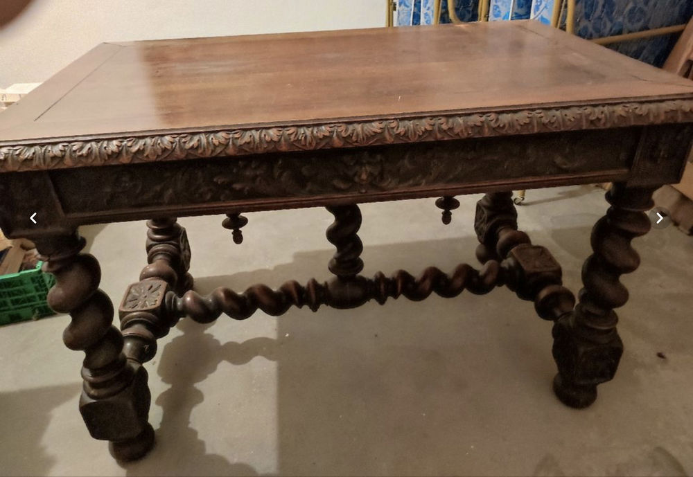 Table en ch&ecirc;ne Henri II Meubles