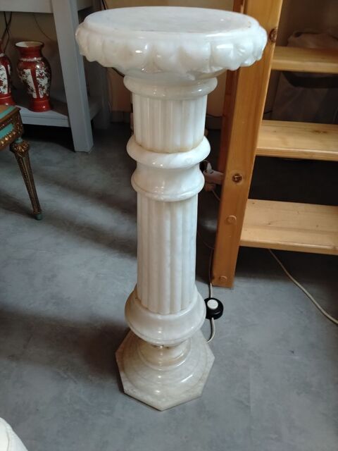 Colonne marbre 110 Priay (01)