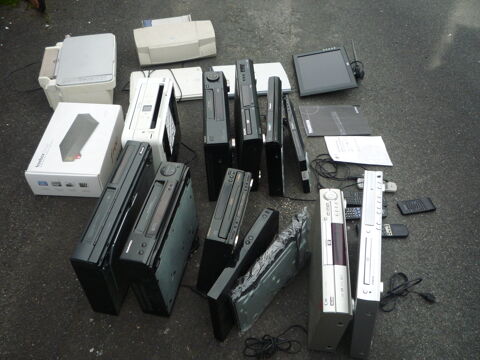 DVD/CD/magnétoscope/imprimante/écran
1 Castres (81)