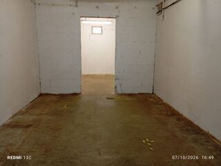 Location Autre local de stockage rangement de 35 m2 dans un espace sécurisé Saint-benoît