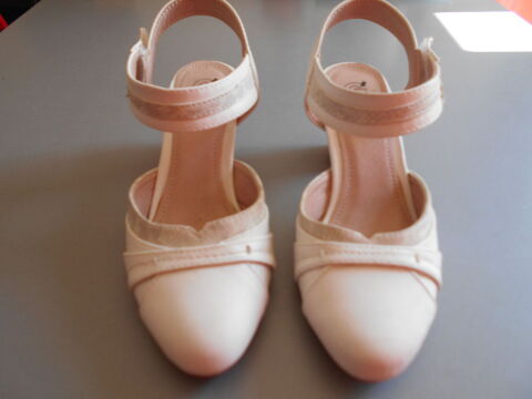 Chaussures es carpins femme P36 état neuf 5 Échenoz-la-Méline (70)
