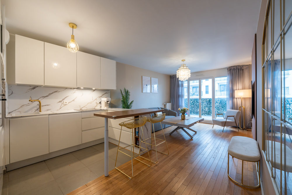 Vente Appartement  vendre, appartement T3 (75 m) moderne  Suresnes, avec ascenseur et parking, dans une coproprit rcente sans travaux  prvoir !votre annonce Suresnes