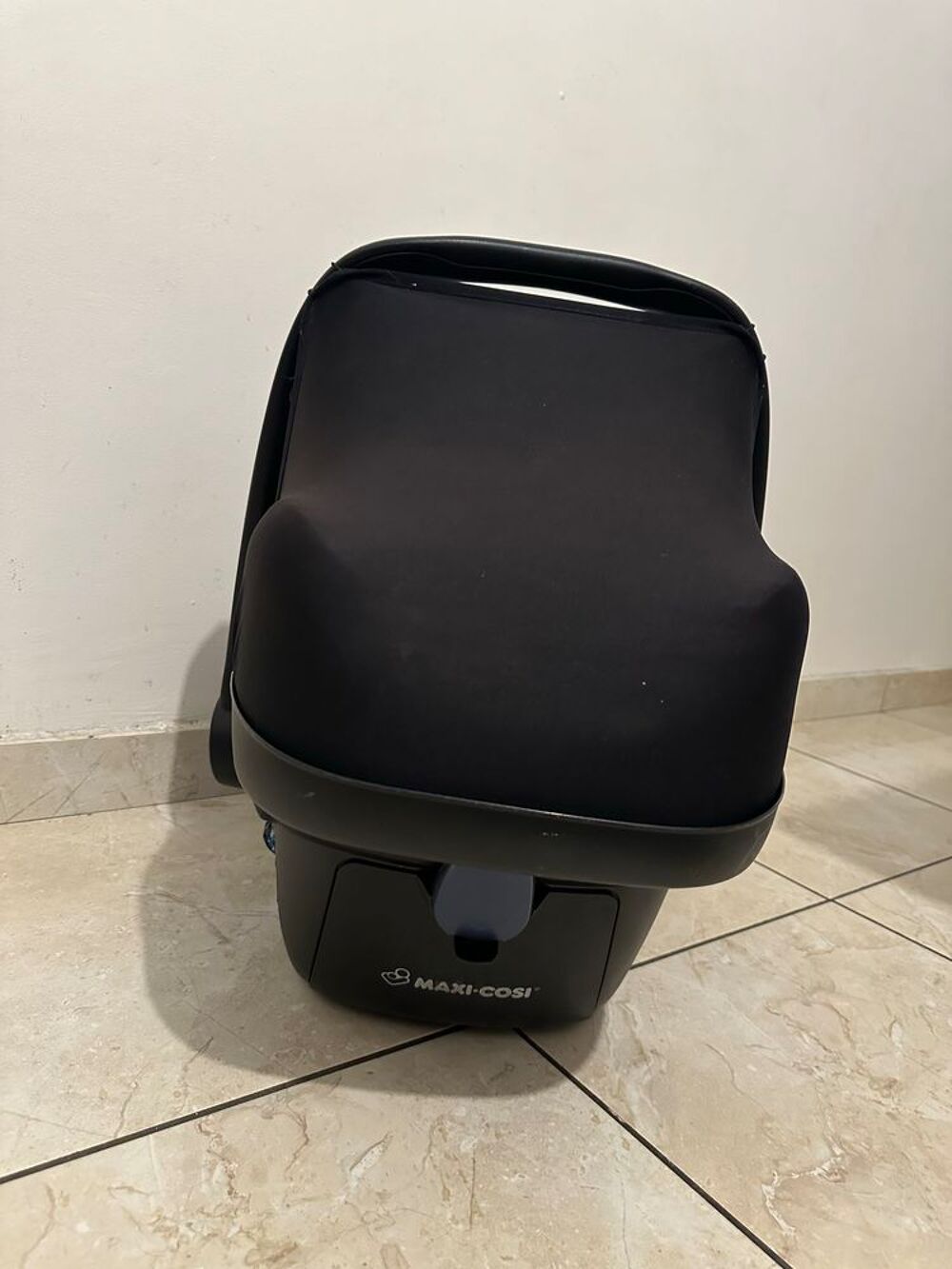 Si&egrave;ge auto b&eacute;b&eacute; Maxi-Cosi Rock i-Size €" 60 € Mobilier enfants
