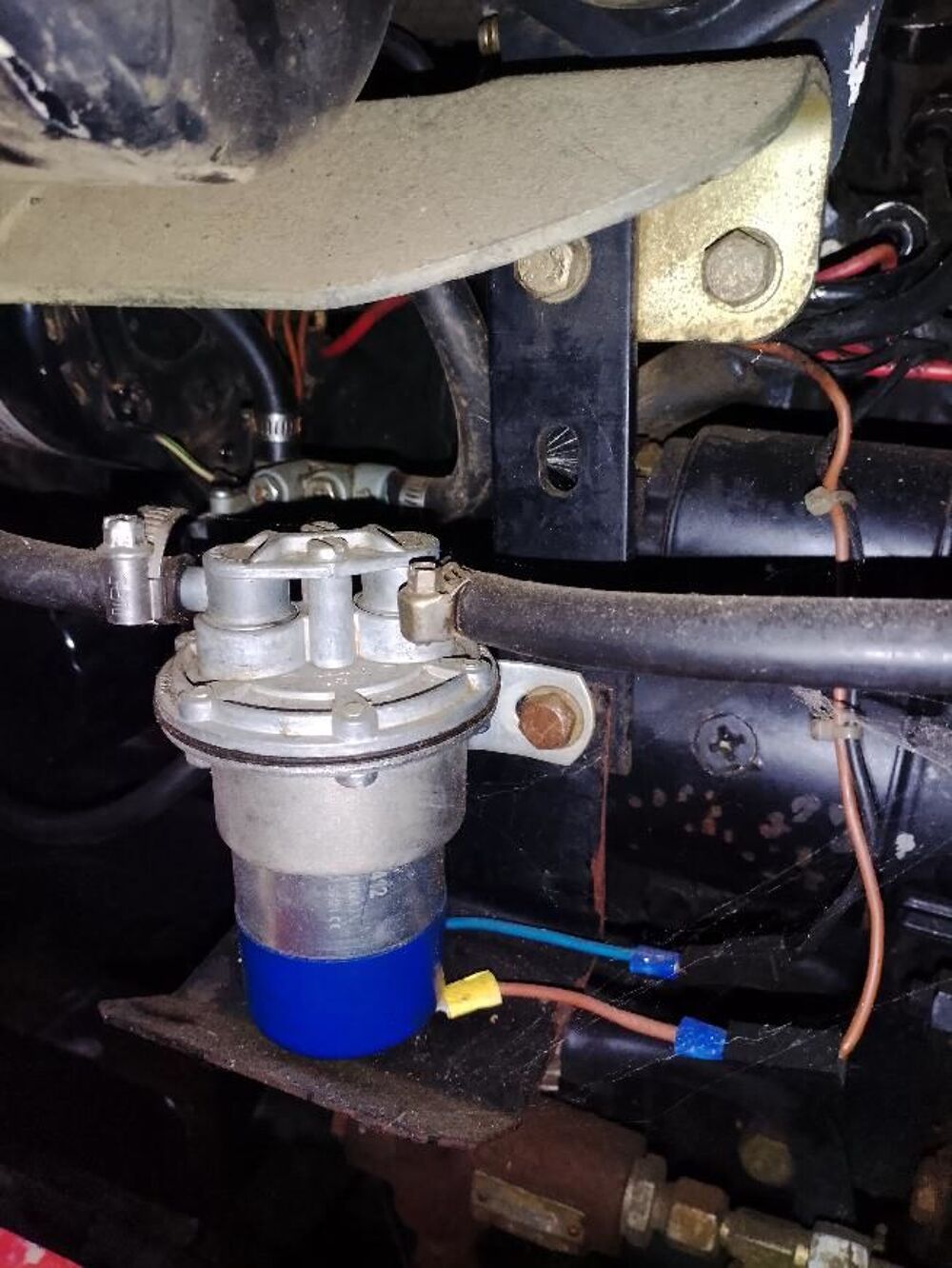tracteur diesel 23 cv complet ou pour pi&egrave;ces d&eacute;tach&eacute;e Bricolage