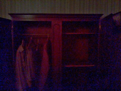 armoire chne fonc trs bon tat 80 Rochefort (17)