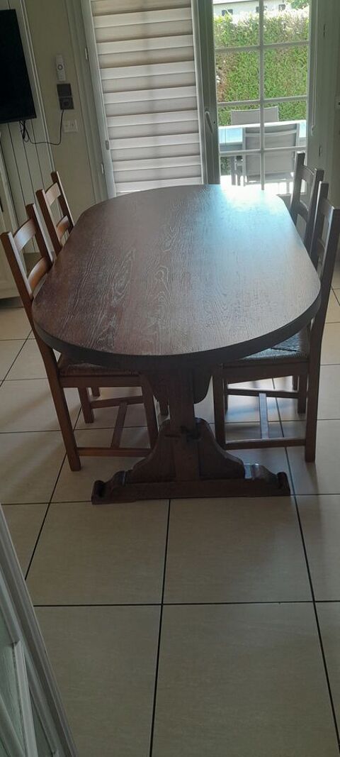 Table cuisine + 6 chaises en chene Lons (64)