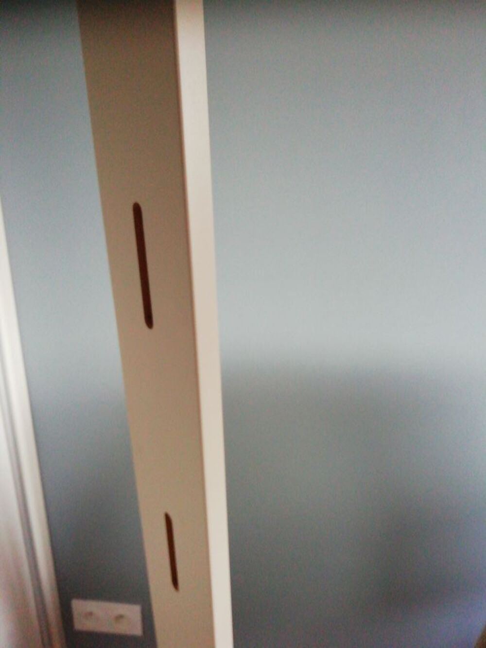 porte v&ecirc;tements design Meubles