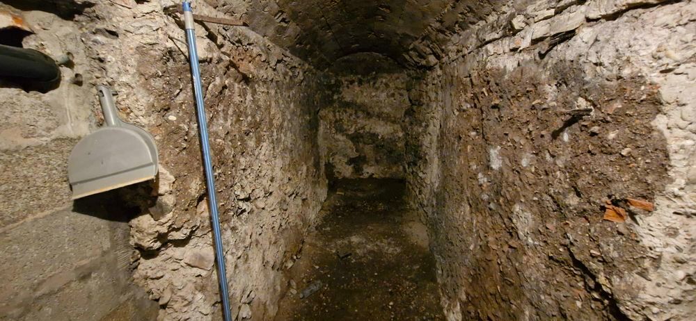 Location Autre cave voûtée 69002 Lyon 2