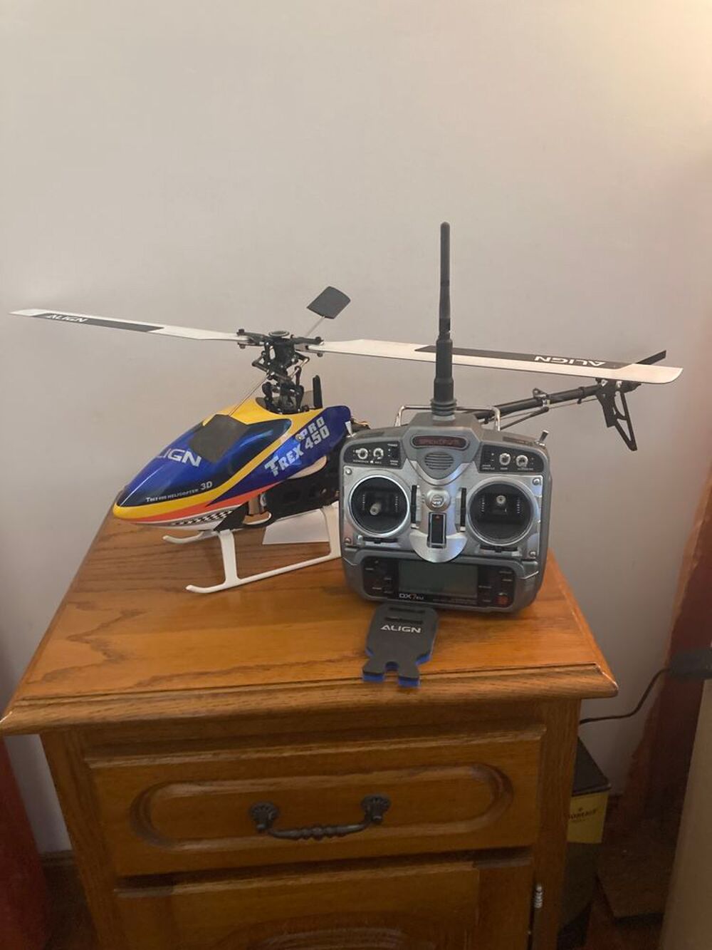 HELICOPTERE PLUS t&eacute;l&eacute;commande Jeux / jouets