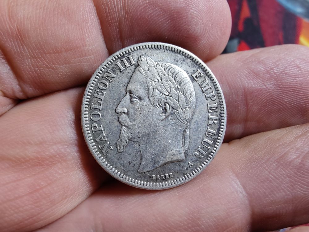 Jolie piece de 2 frs Napol&eacute;on III de 1869 A en argent. 
