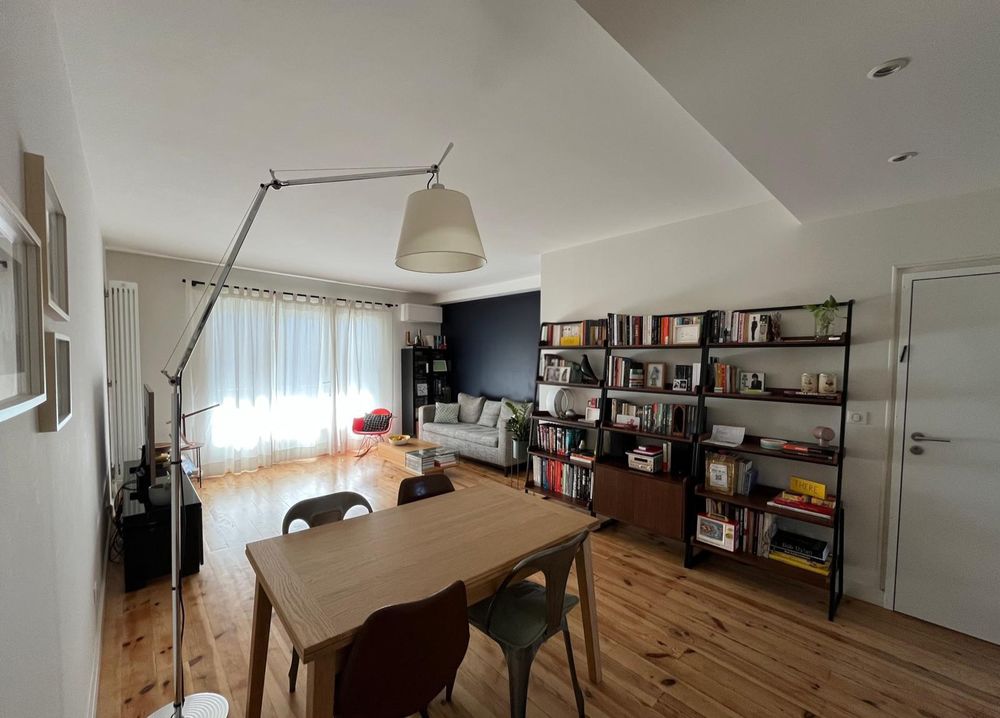 Vente Appartement BORDEAUX CHARTRONS - T4 entièrement rénové, garage/buanderie Bordeaux