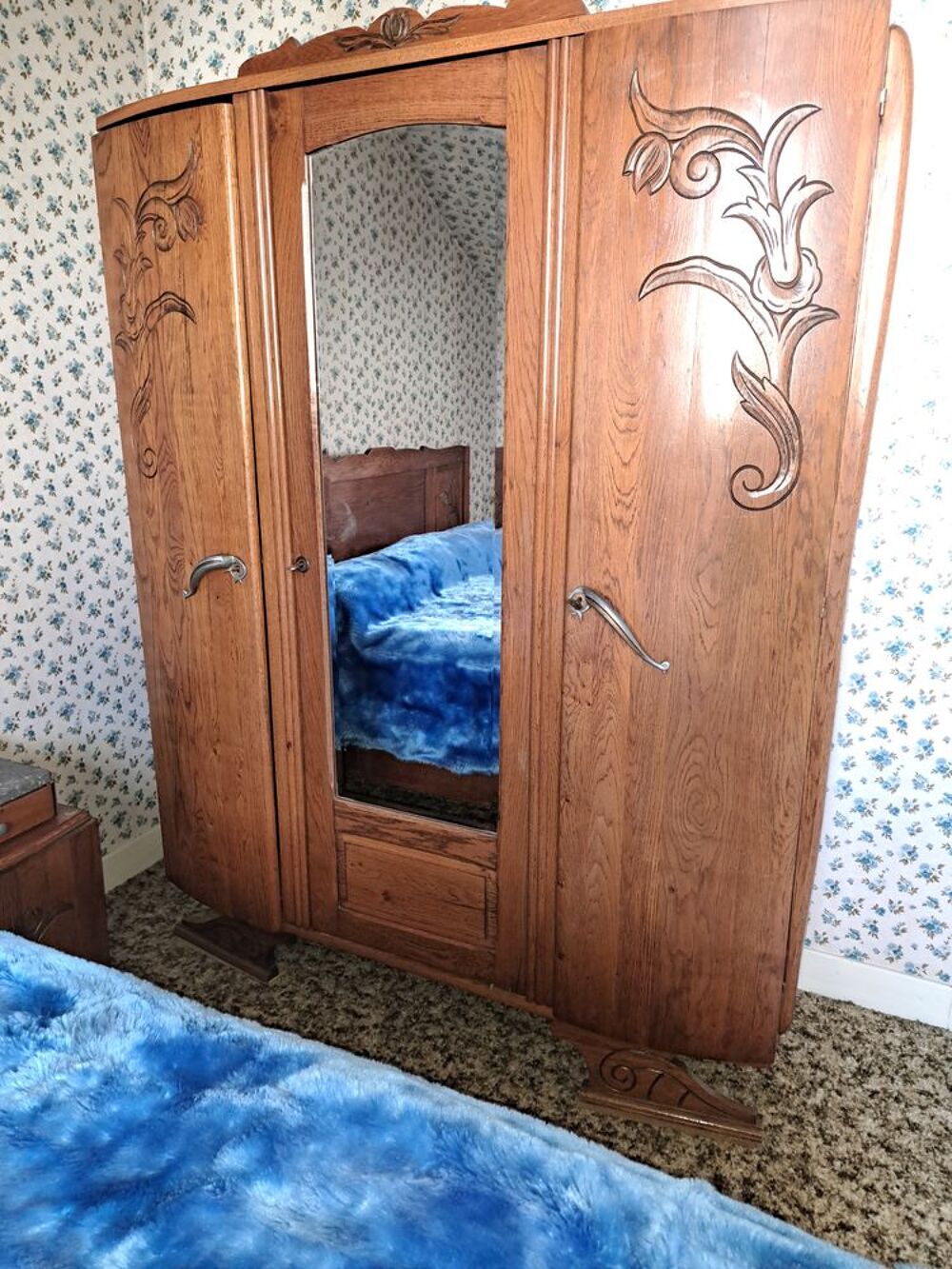 Chambre &agrave; coucher (adultes) compl&egrave;te &agrave; r&eacute;cup&eacute;rer sur place Meubles