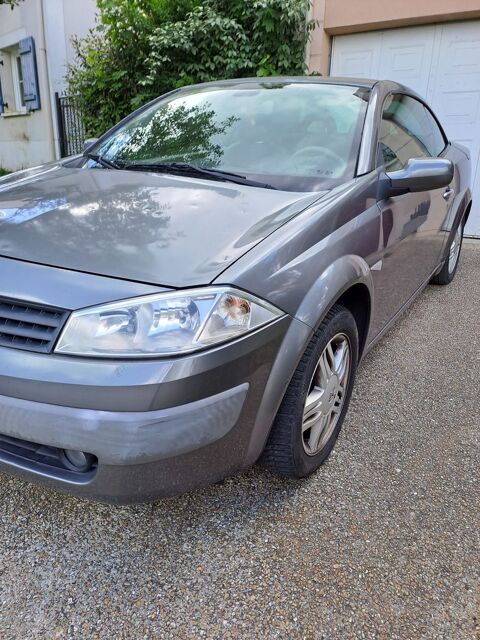 Renault Mégane II CC Mégane CC 1.9 dCi 120 Confort Authentique 2004 occasion Bonnières-sur-Seine 78270