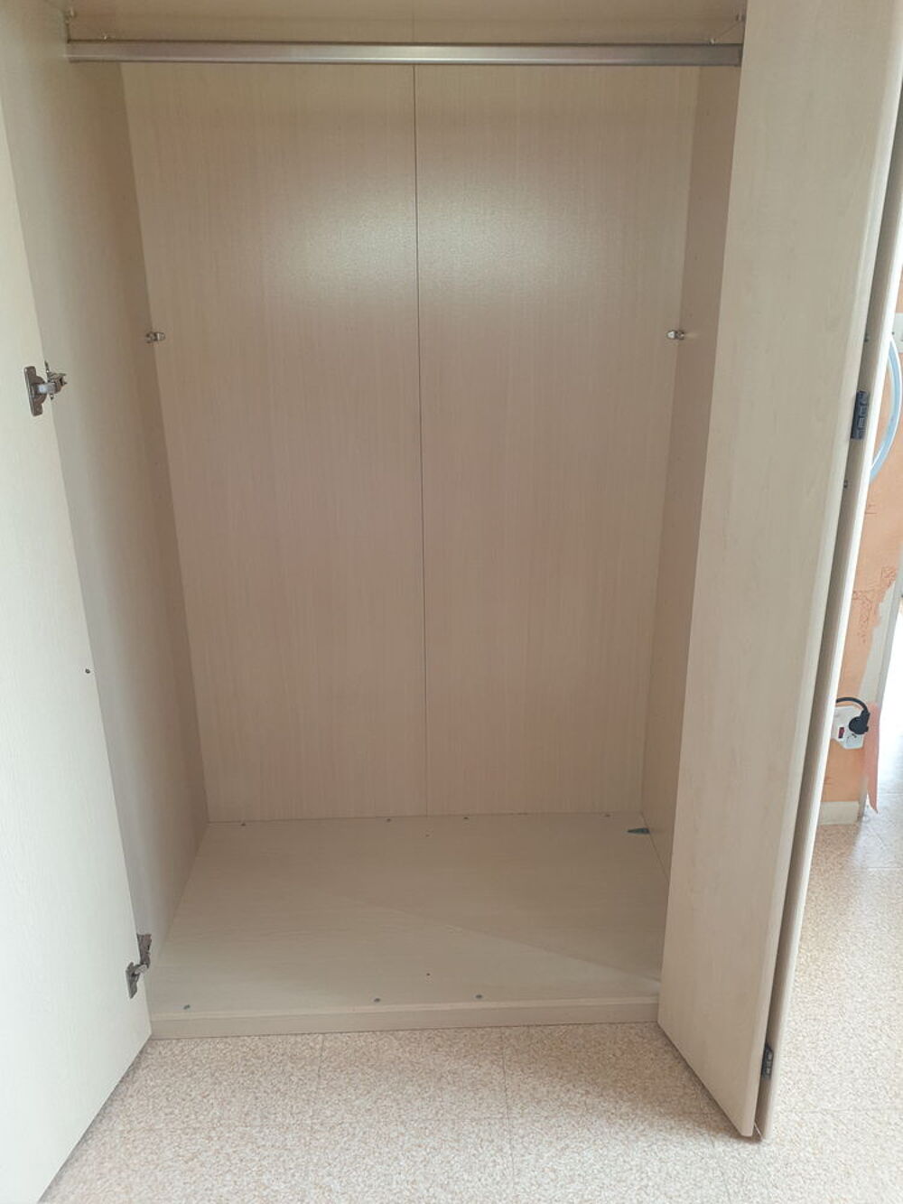 grande armoire Meubles