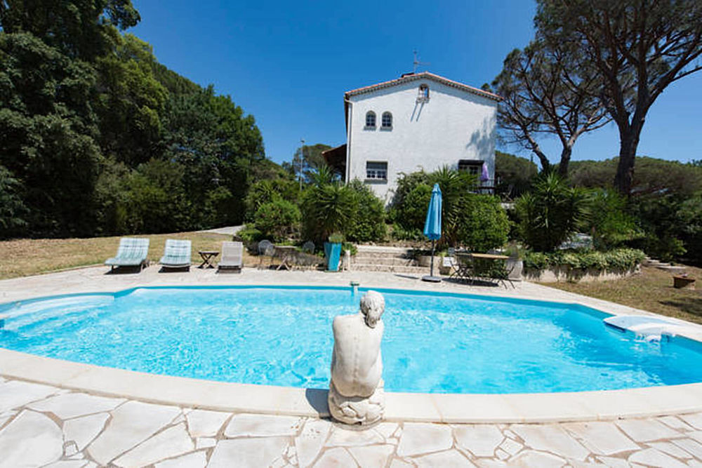   Villa Regina avec piscine prive, 500 m de la plage. Provence-Alpes-Cte d'Azur, Les Issambres (83380)