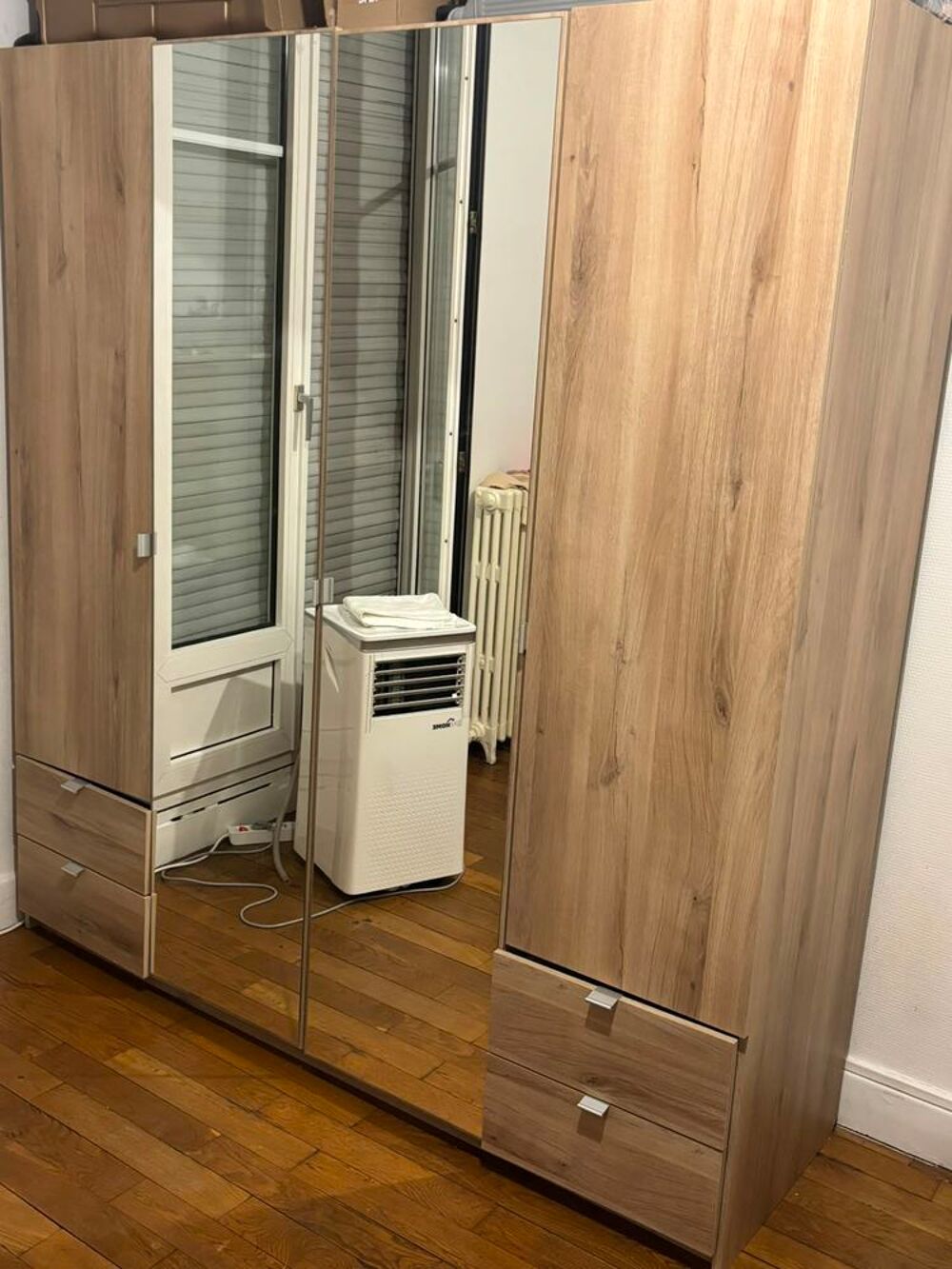 Armoire en tr&egrave;s bon &eacute;tat Meubles