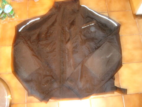 blouson de moto marque ASYHANGTEAM 30 Fontenay-le-Fleury (78)