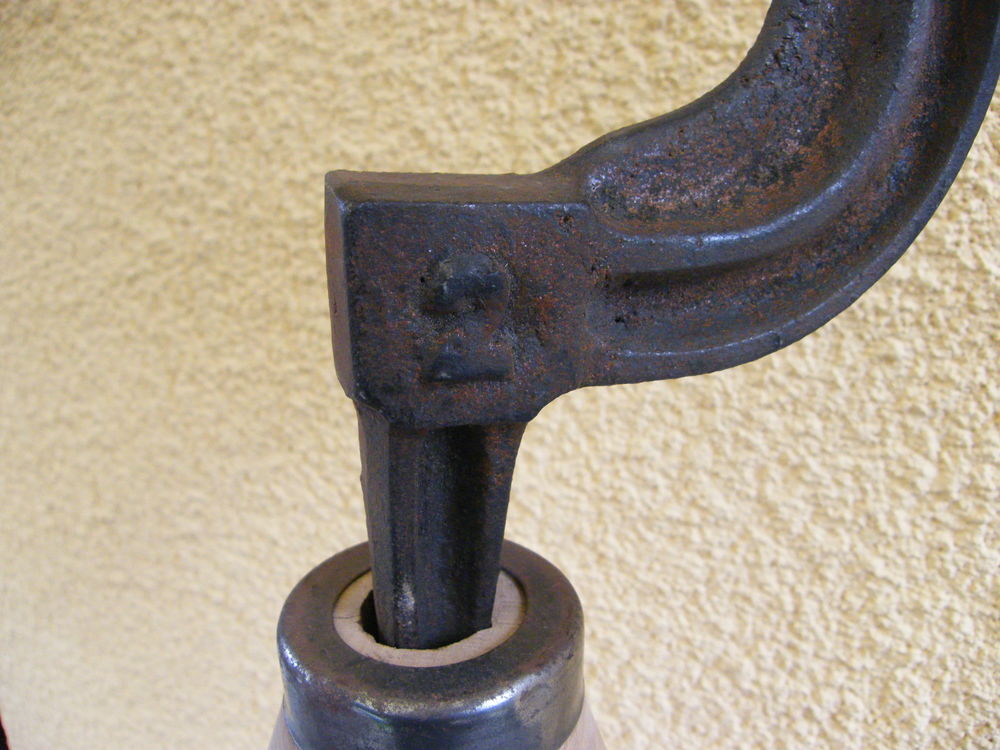 ANCIENNE ENCLUME DE CORDONNIER N&deg; 2 " NEUVE " Bricolage