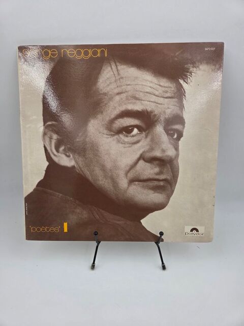 Vinyle 33 tours Serge Reggiani  Po�tes  1 avec fourreau 12 Vulbens (74)