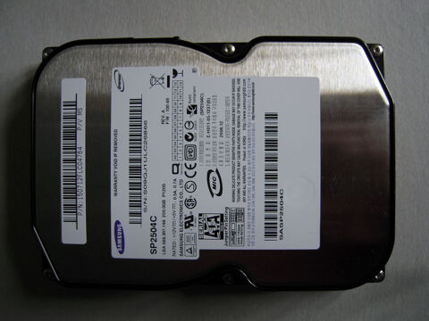 HDD Samsung SP2504C - avec protection dessous 250 Go - SATA 0 Chaumontel (95)