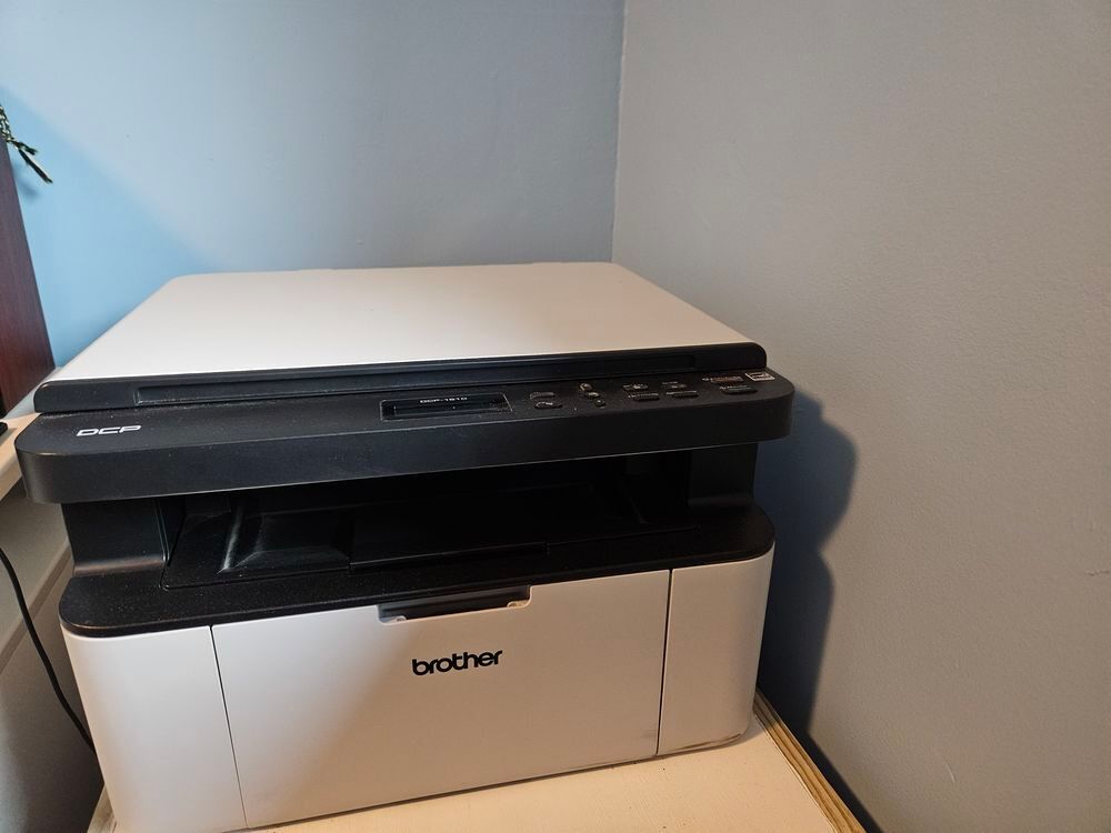 ImprimAnte laser BROTHER DCP 1510 Matériel informatique