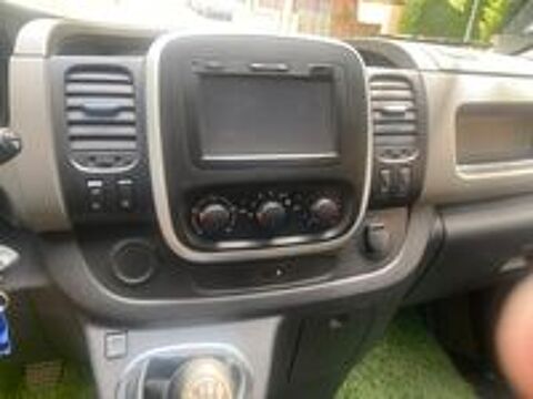 Trafic TRAFIC CA L1H1 1000 KG DCI 120 E6 GRAND CONFORT 2015 occasion 66620 Brouilla