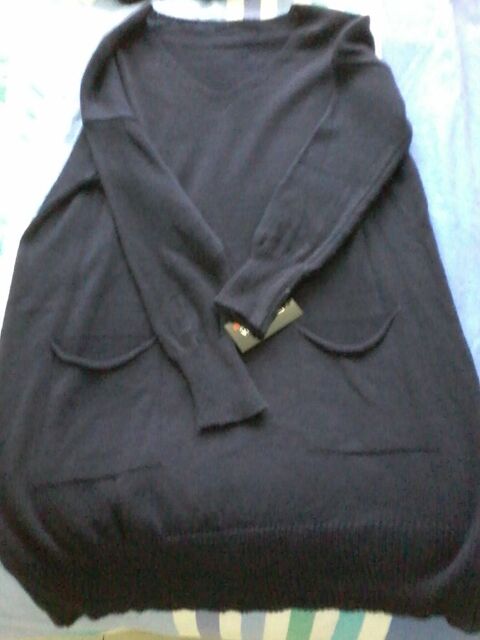 Long pull a la mode de maintenant neuf tiquettes 14 Tourcoing (59)