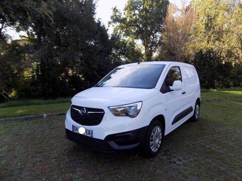 Opel Combo VU COMBO CARGO 1.5 100 CH S/S L1H1 BVM5 STANDARD PACK CLIM 2019 occasion Anglet 64600