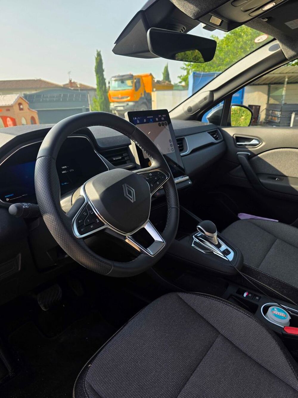 Symbioz E-Tech full hybrid 145 Techno 2025 occasion 69580 Sathonay-Camp