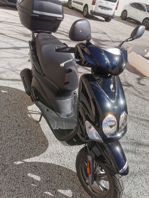 Scooter YAMAHA 2018 occasion Toulon 83000