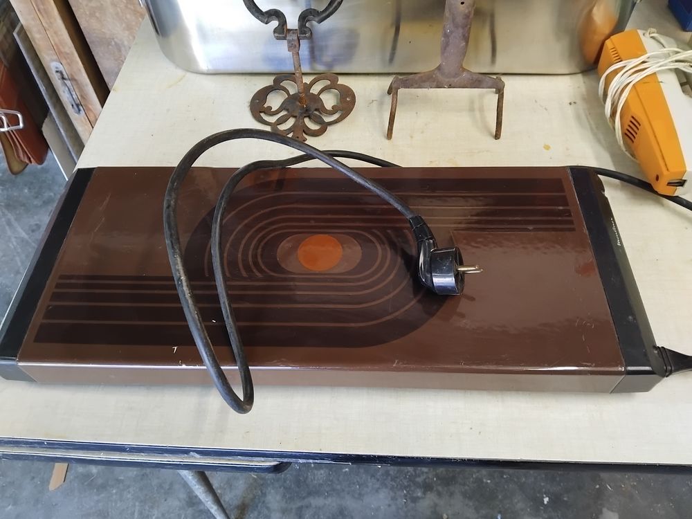 CHAUFFE PLAT MOULINEx Electroménager