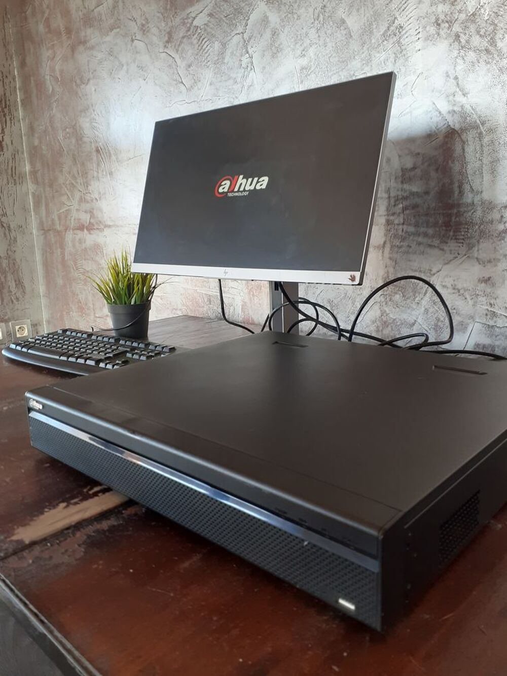 Nvr5432 16p-4ks2
Matériel informatique