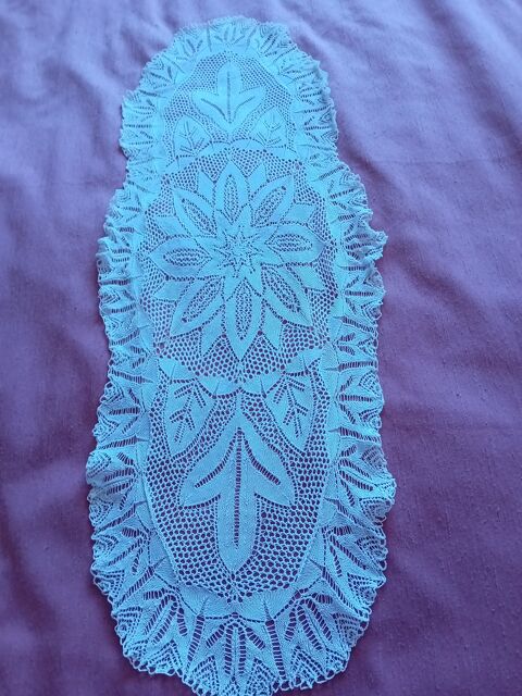 napperon en fil coton longueur 1m05 3 Neuville-sur-Sarthe (72)