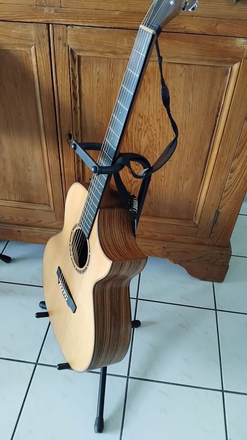 Guitare occasion Instruments de musique