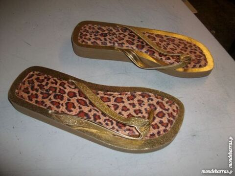 Paires de Tongs dorés pt 38 -neuves- à 2,50 € 2 Bouxwiller (67)