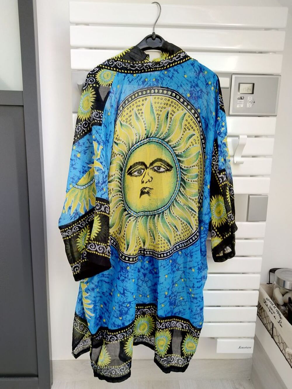 Chemise/tunique l&eacute;g&egrave;re 
Vêtements