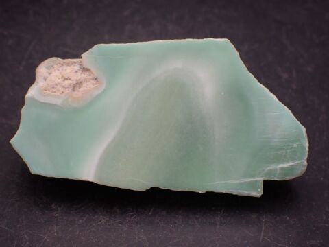  Aragonite cuprif�re polie d'un cot� , Mine Lina , Ari�ge 29 Bertrichamps (54)