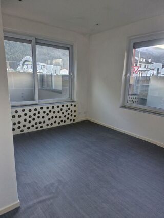  Appartement � louer 5 pi�ces 104 m�