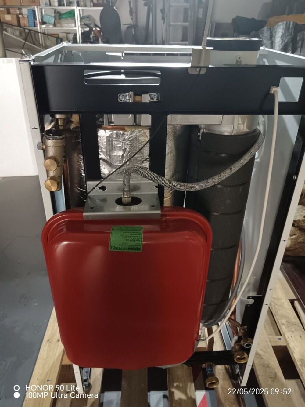 chaudi&eacute;re &agrave; gaz &agrave; condensation au sol FRISQUET Electromnager