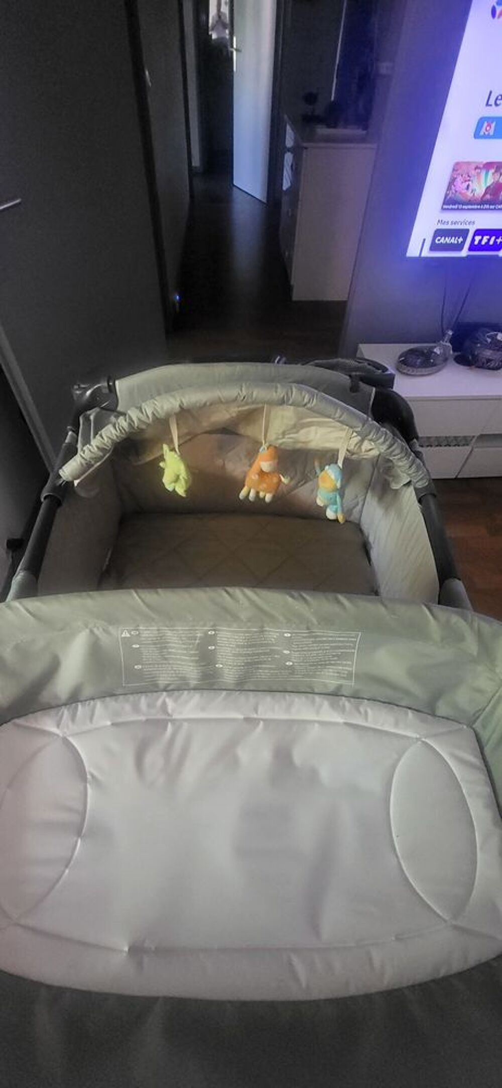 Lit parapluie &eacute;volutif Pu�riculture