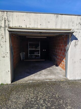  Parking / Garage à vendre 15 m²