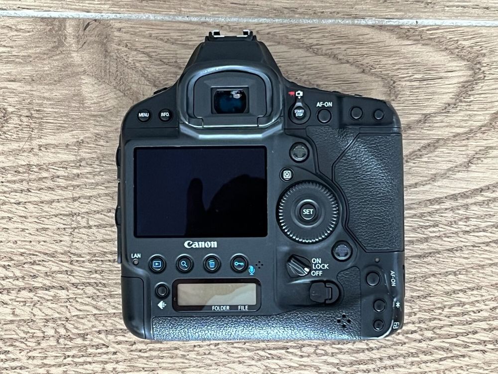 Canon EOS 1 DX Mark II Photos/Video/TV