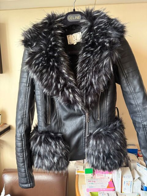 blouson similicuir 30 Boulogne-Billancourt (92)