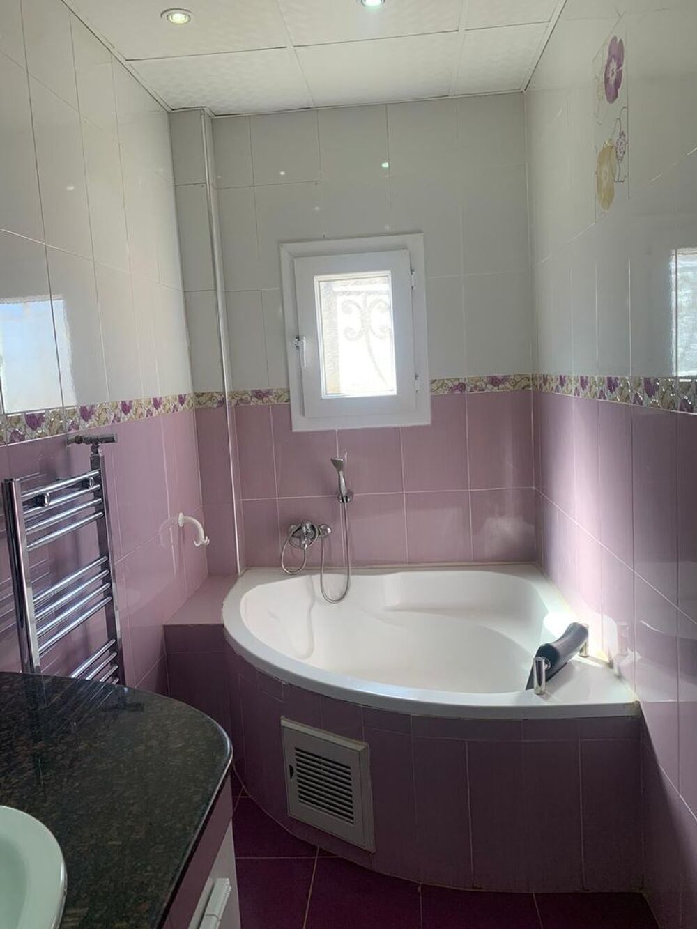 Vente Villa villa de 230 m2 dans les environs d'Oran Misserghin, algérie (Algerie)